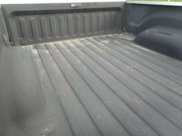 2003 Dodge Ram Pickup 1500 2dr Regular Cab SLT 4WD SB